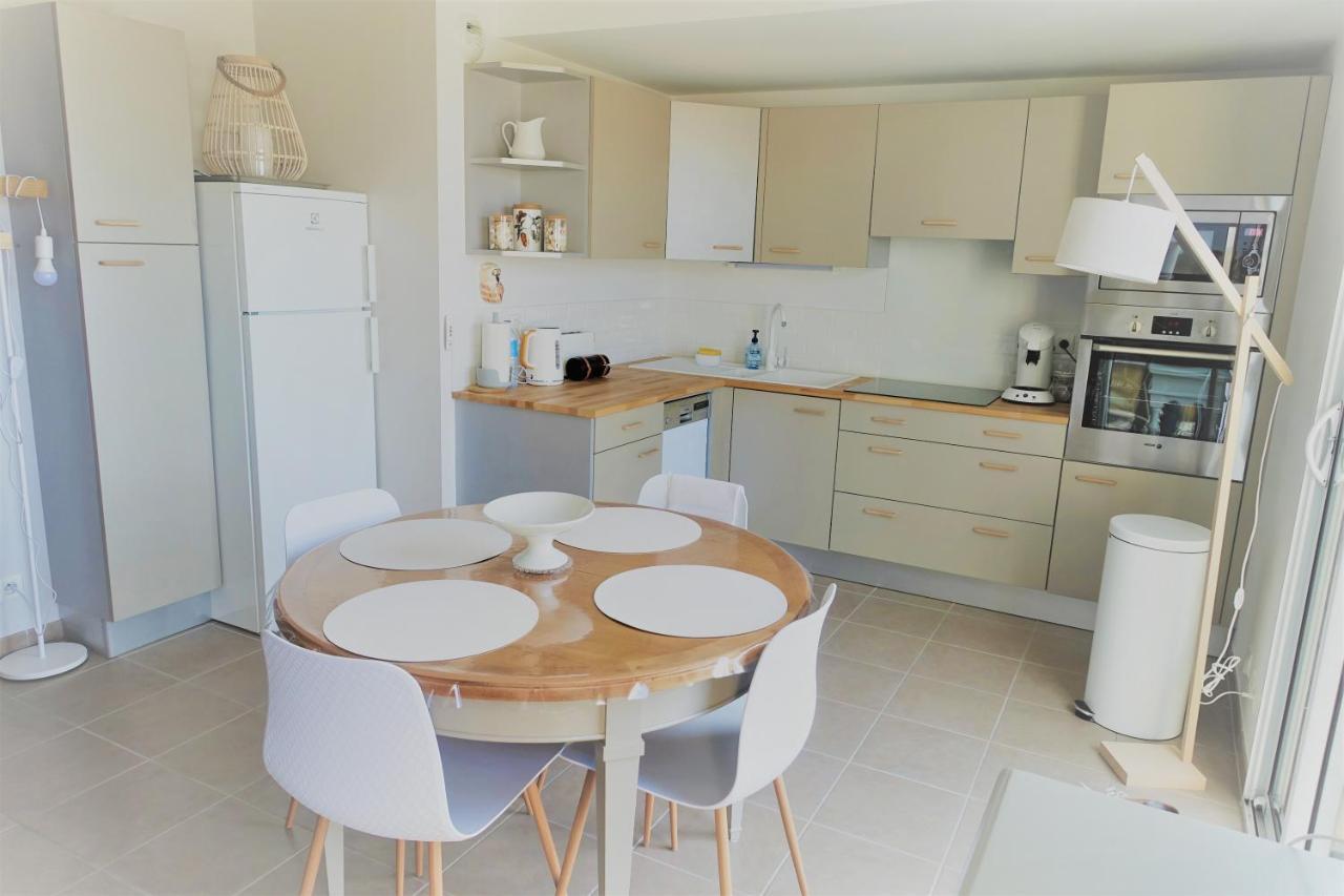 Appartement Hyper Centre, Plage A Pieds, 2 Chambres, 4 Personnes Châtelaillon-Plage Exteriör bild