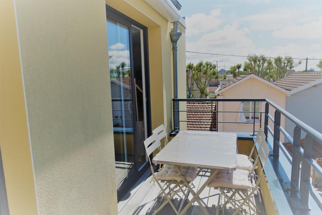 Appartement Hyper Centre, Plage A Pieds, 2 Chambres, 4 Personnes Châtelaillon-Plage Exteriör bild